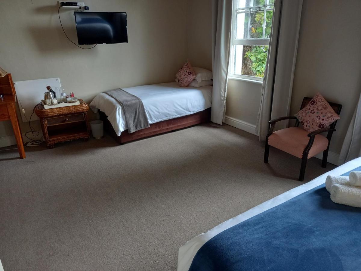 137 High Street Guest House 格拉罕镇 外观 照片