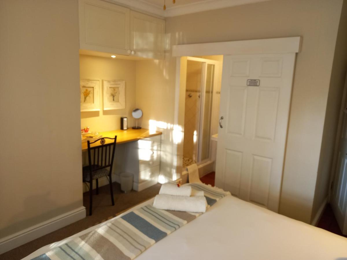 137 High Street Guest House 格拉罕镇 外观 照片